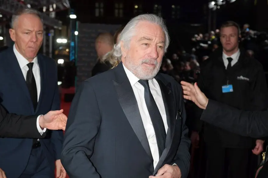 Jennifer Lopez, Robert De Niro, Sting ve Bon Jovi'den 1 saatte 115 milyon dolar 3