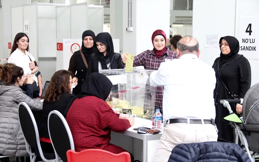 Yurt dışında oy verme işlemi sona erdi 15