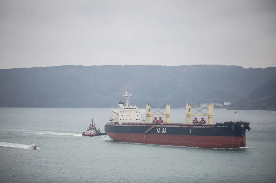 Odessa açıklarında vurulan Türk gemisi İstanbul'a ulaştı 