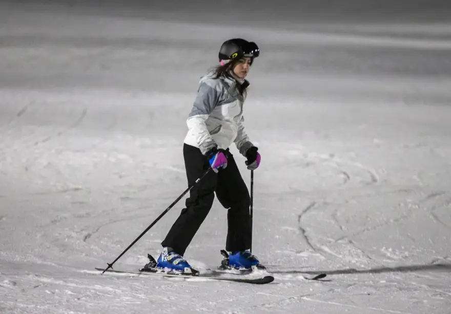 Palandöken'de "gece kayağı" keyfi 8