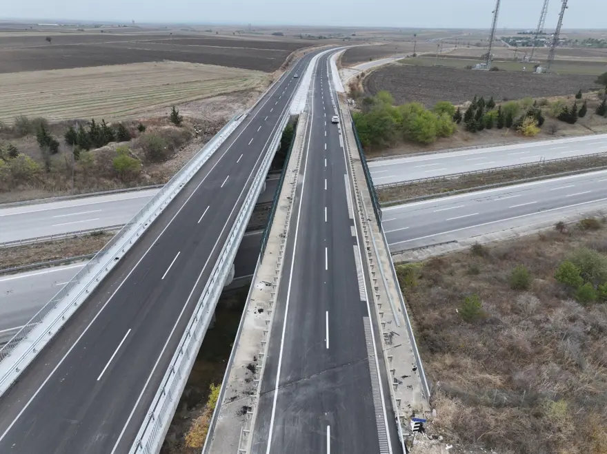 Melodili yol yayılıyor: İşte yeni adres ve çalan marş 1 Melodili yol yayılıyor: İşte yeni adres ve çalan marş 1