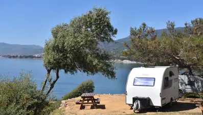 Çeşme'de çadır ve karavan yasağı
