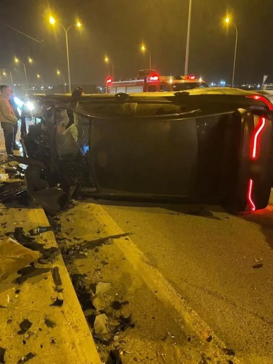 Kahramanmaraş'ta 3 araç birbirine girdi: Yaralılar var Kahramanmaraş'ta 3 araç birbirine girdi: Yaralılar var