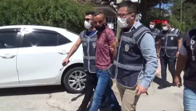 Eşini öldürmeye giderken yakalandı