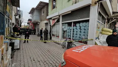 Hamur makinesine takılan atkı sonu oldu