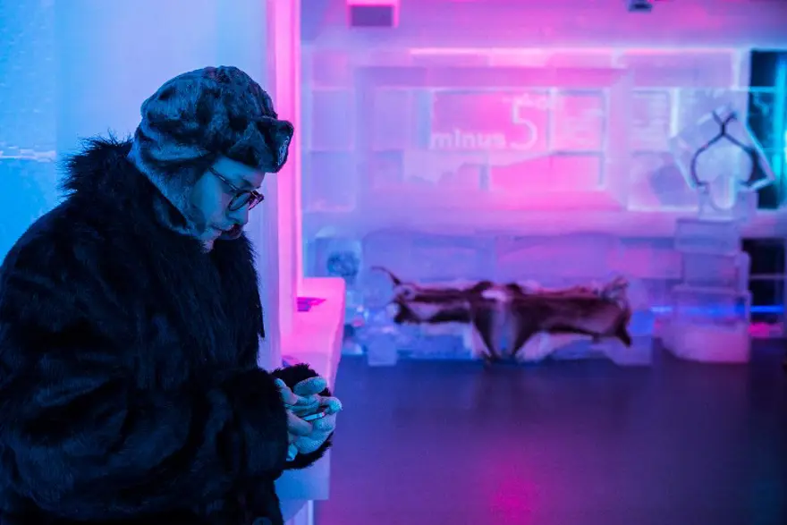 Buz bar ilgi odağı 11