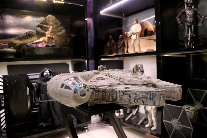 Evini Star Wars müzesine çevirdi 11
