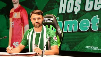 Konyaspor'un futbolcusu Ahmet Çalık trafik kazasında hayatını kaybetti