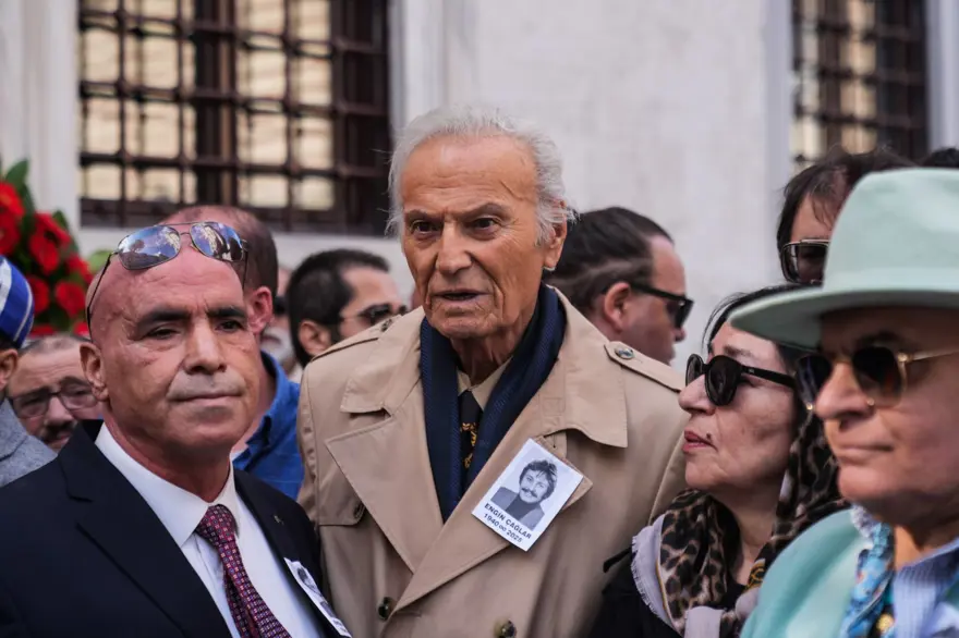 EDİZ HUN: ÇOK BÜYÜK ÜZÜNTÜ DUYUYORUM 2