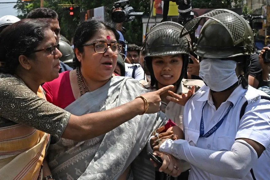 "ADALET İSTİYORUZ" 1