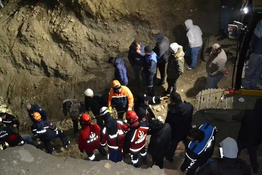 Ölüm kuyusuna en ağır ceza: İzinsiz kuyu açtıran site yöneticisine 18 yıl hapis verildi 4 Ölüm kuyusuna en ağır ceza: İzinsiz kuyu açtıran site yöneticisine 18 yıl hapis verildi 4