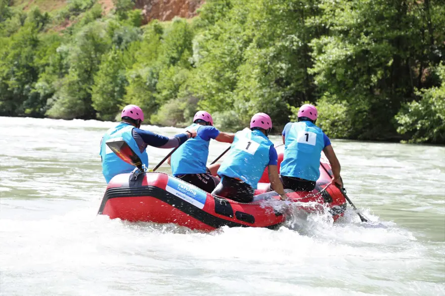 Munzur Çayı'nda rafting (Türkiye'de bir ilk) 13