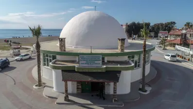 Hatay'daki Hızır Türbesi depremden etkilenmedi