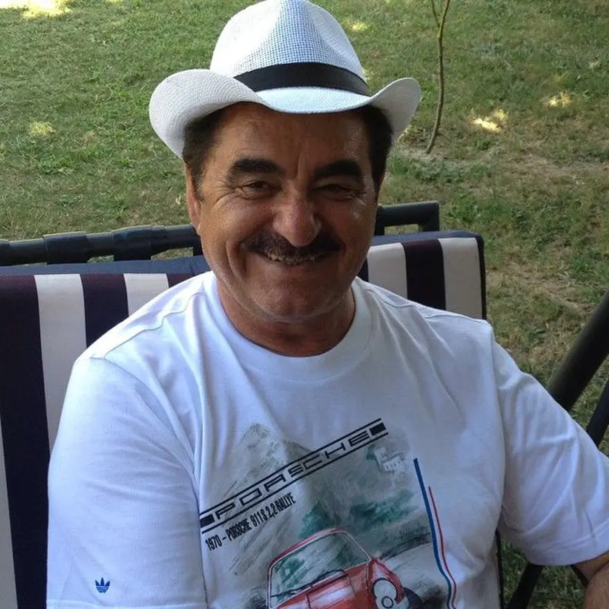 "EVLATLARIMDAN RAZIYIM, BİRİ HARİÇ" 1