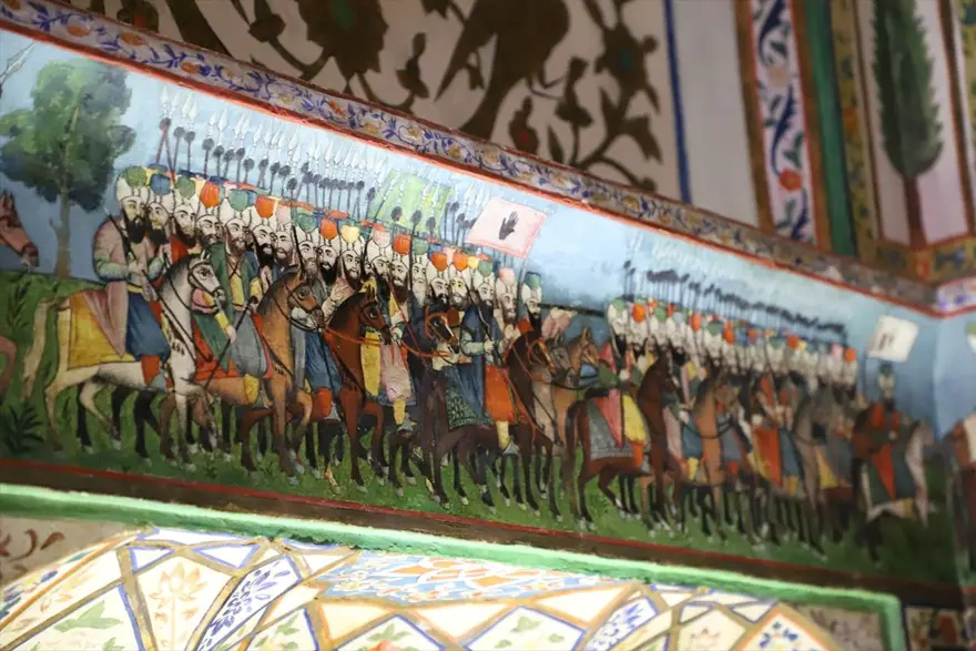 Azerbaycan'ın UNESCO Dünya Miras Listesi'ndeki Şeki Han Sarayı turist akınına uğruyor 23