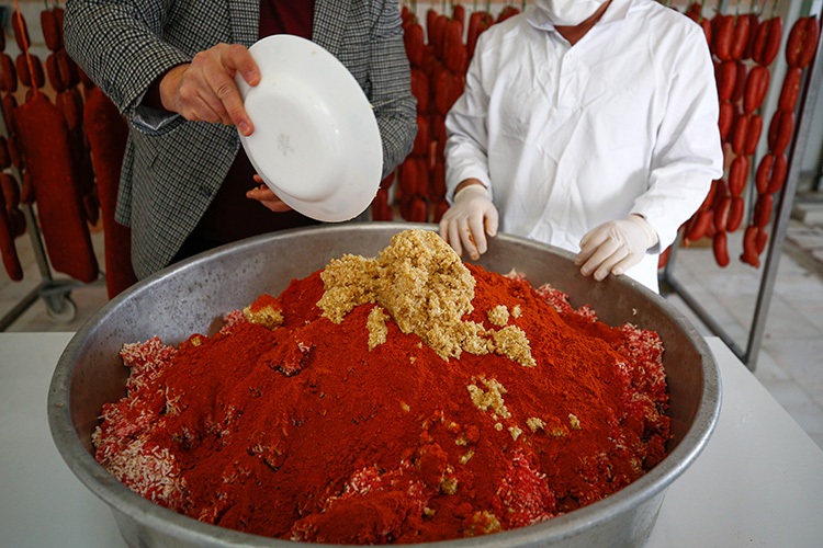 Kilosu 800 TL'ye satılıyor. Ramazan'da talep arttı