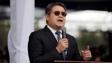 Eski Honduras Devlet Başkanı'nın bu kez de eşi başkanlık adayı