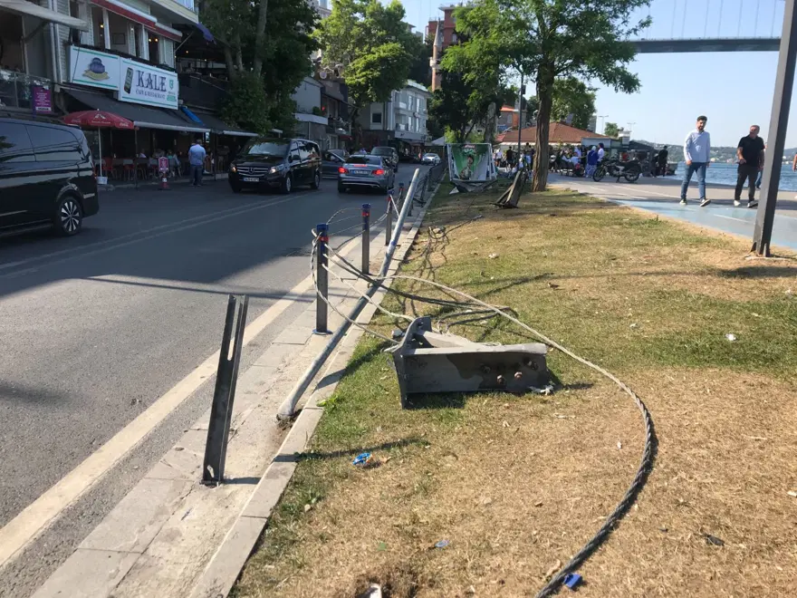 Sahil yolunu savaş alanına çeviren kaza (Taklalar atancipten sağ çıktı) 8 Sahil yolunu savaş alanına çeviren kaza (Taklalar atancipten sağ çıktı) 8