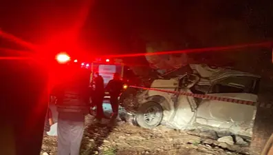 Denizli'de minibüs kaza yaptı: 2 ölü