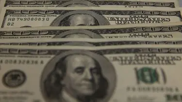 Ekonomistlerin ortak görüşü: Cumhuriyetçilerin zaferi dolarda yeni düşüş getirir