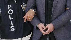 FETÖ davalarına bakan hakim ve savcı tutuklandı FETÖ davalarına bakan hakim ve savcı tutuklandı
