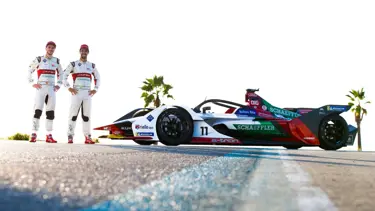 Audi yeni Formula E aracını tanıttı