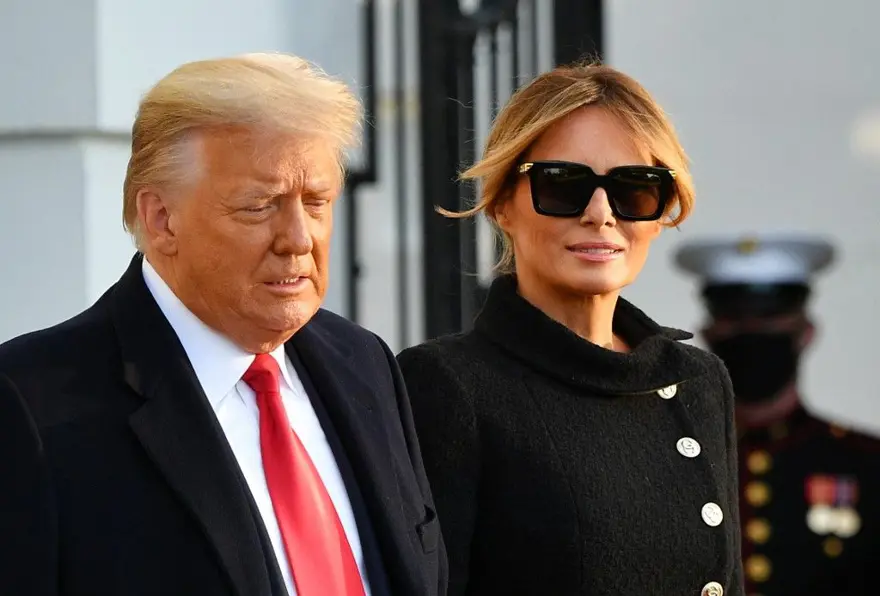 Kendini izole ettiği iddia edilmişti: Donald Trump eşi Melania Trump'ın nerede olduğunu açıkladı Kendini izole ettiği iddia edilmişti: Donald Trump eşi Melania Trump'ın nerede olduğunu açıkladı