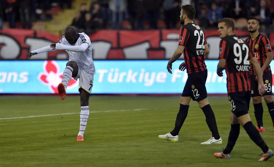 Eskişehirspor-Fenerbahçe maçından kareler 10