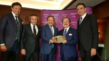 Cavit Çağlar'a bir ödül de tekstilcilerden