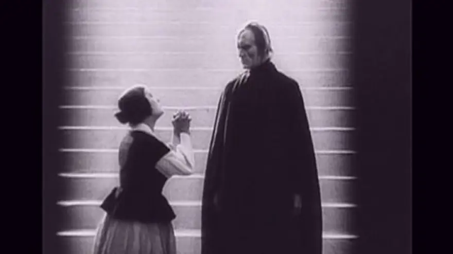 Destiny (1921) 28
