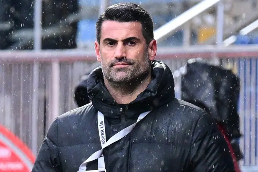Volkan Demirel'den "Fenerbahçe'de çalışır mısın?" sorusuna cevap 1 Volkan Demirel'den "Fenerbahçe'de çalışır mısın?" sorusuna cevap 1