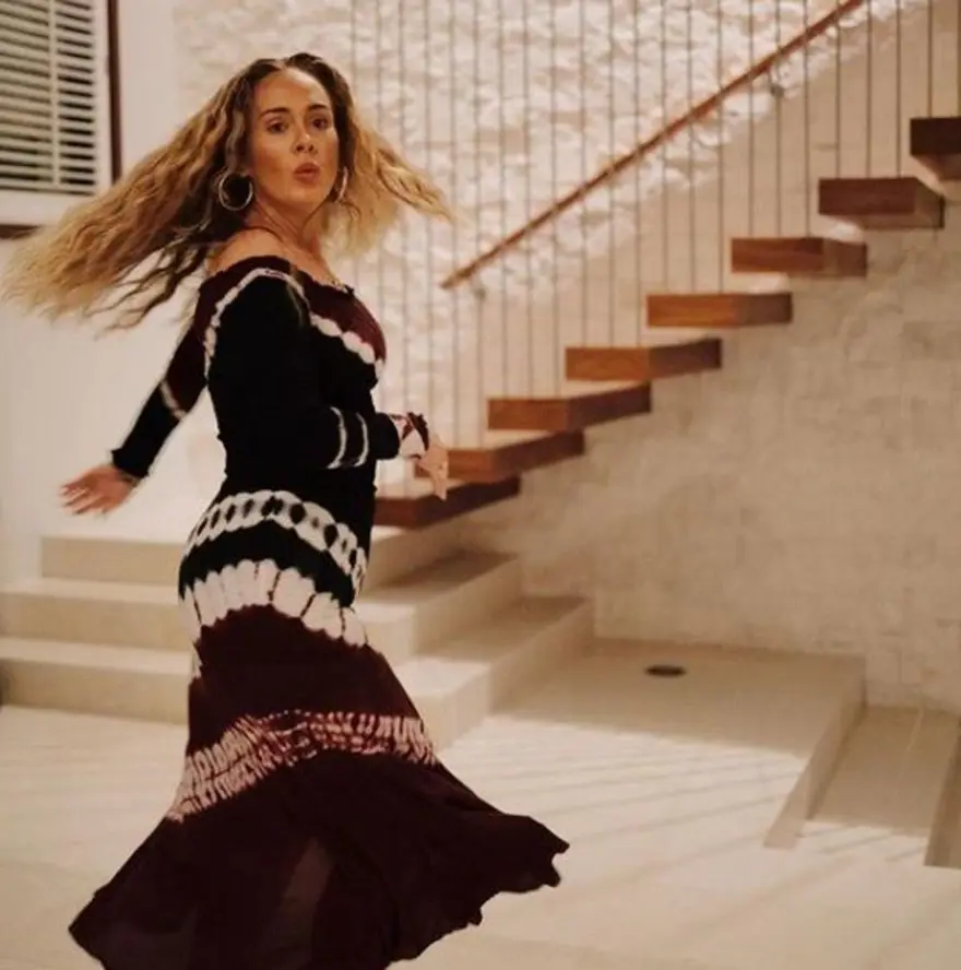 Adele Avrupa Futbol Şampiyonası'nda İngiltere'ye böyle teşekkür etti 1