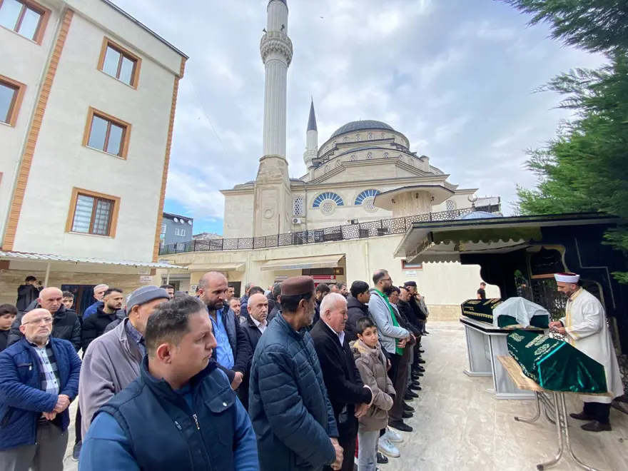 Sevgi Demirci ve çocukları 6 ay sonra toprağa verildi (Silivrive Çatalca’da cinayetler zinciri) 