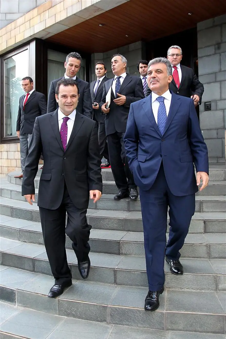 Köşkteki 4 yılını anlattı 12