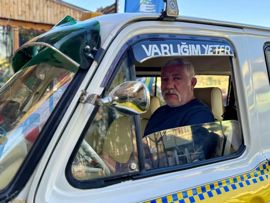 Kocaeli'nin "Pala Dayı"sı: 1976 model minibüsüyle çocukluk hayalini yaşatıyor 4