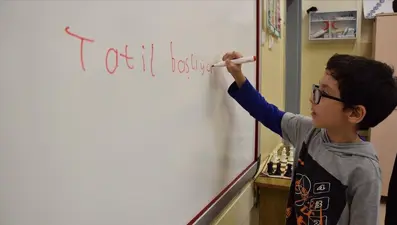 Yılın ilk ara tatili kasım ayında yapılacak: (MEB ara tatil tarihlerini paylaştı)