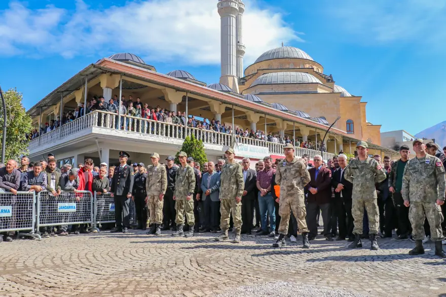 Pençe-Kilit şehidine veda 5