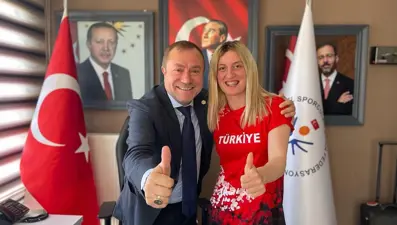 Fatma Damla Altın, Fransa'da altın madalya kazandı