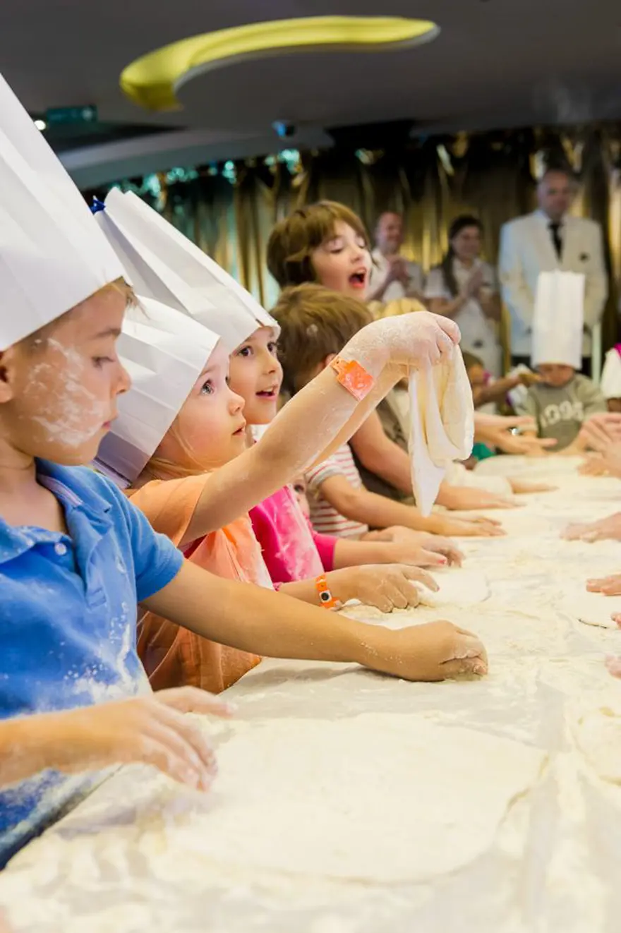 Çocuklar ve gençlere en güzel karne hediyesi: Cruise seyahati 28