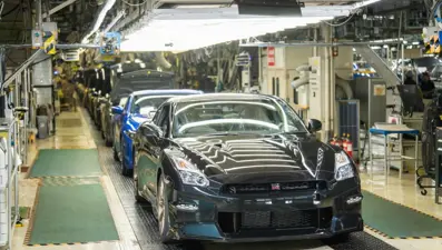 Milyonlarca hayranı var... Nissan GT-R'a veda etti