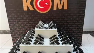 Valizlerden silah çıktı, sahibi tutuklandı