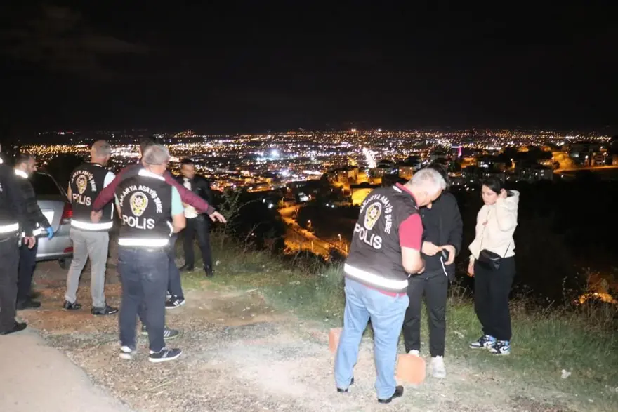 Sakarya'da üniversite çevresinde asayiş uygulaması 6