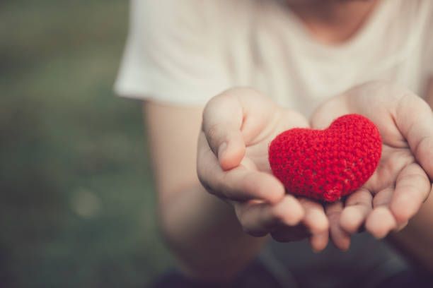 Oksitosin nedir? Oksitosin ne işe yarar? Hangi besinlerde bulunur?