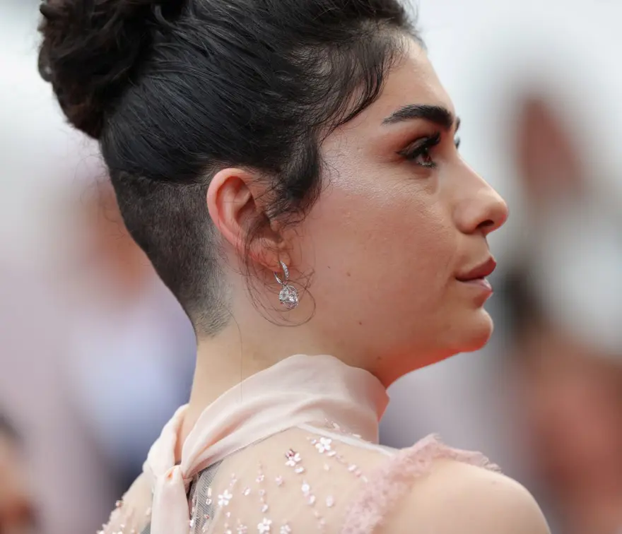 Hazar Ergüçlü yapımcı oluyor Hazar Ergüçlü yapımcı oluyor