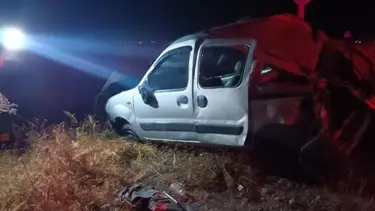 Burdur'da araç devrildi: 1 kişi hayatını kaybetti, 3 kişi yaralandı