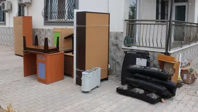 Farkında olmadan tahliye taahhütnamesi imzaladı, evden çıkarıldı