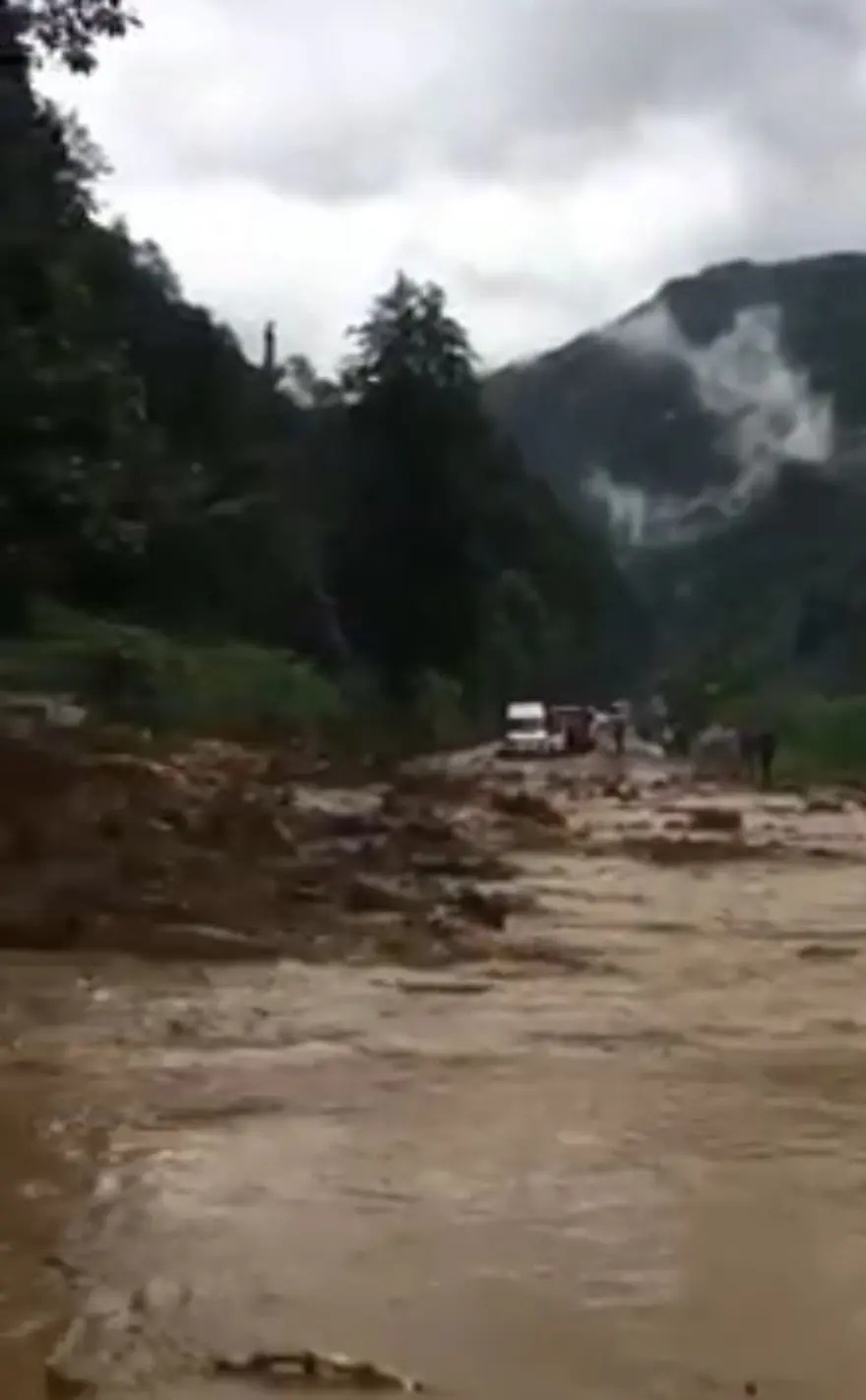 Rize'de sağanak 6