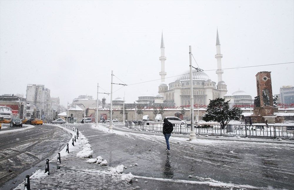 İstanbul'da kar ne kadar sürecek? (Valilik uyardı)