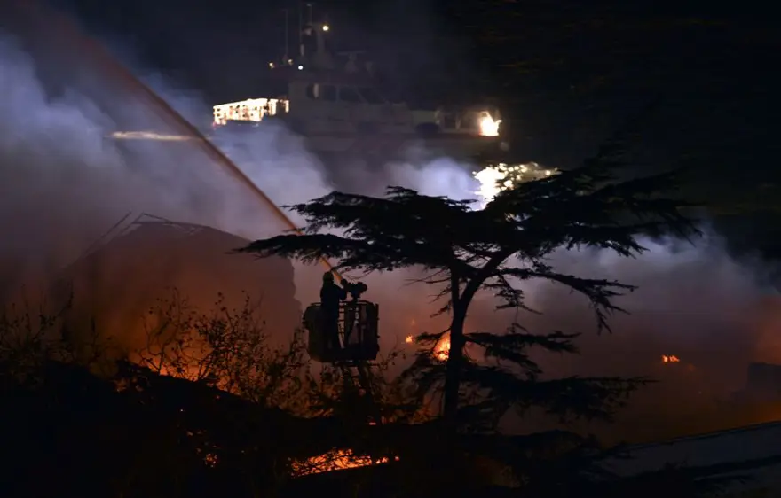 Galatasaray Üniversitesi'nde yangın 28