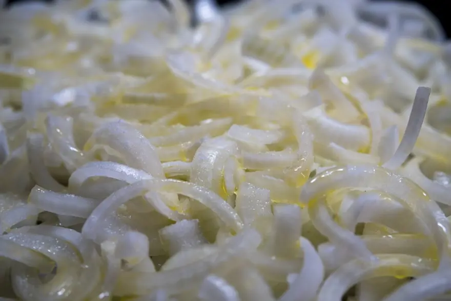 Gıda uzmanı herkesin yaptığı hatayı açıkladı: Asla buzdolabında saklamayın 3